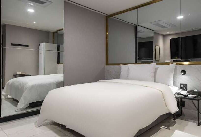 汽车旅馆  Seongnam Moran Hotel Joy