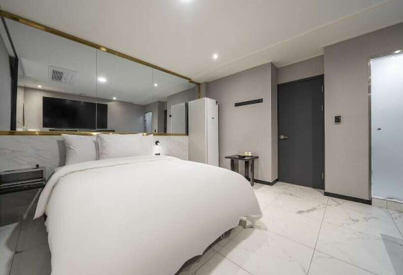 汽车旅馆  Seongnam Moran Hotel Joy