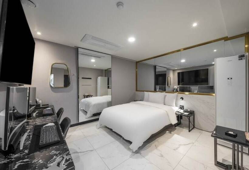 汽车旅馆  Seongnam Moran Hotel Joy