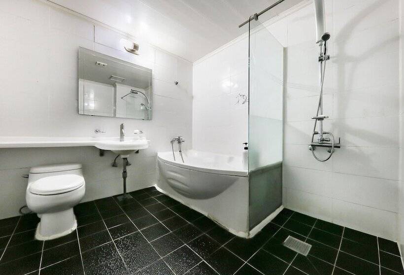 Мотель Seosan Neotel