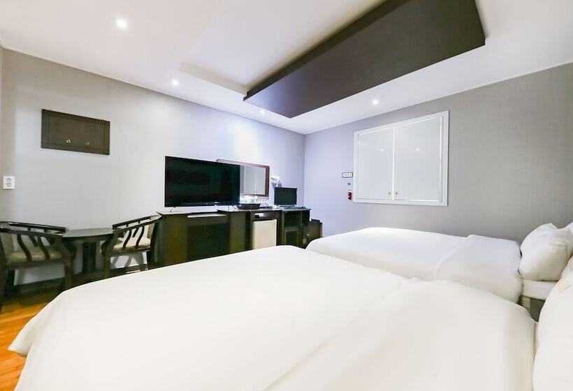 Мотель Seosan Neotel