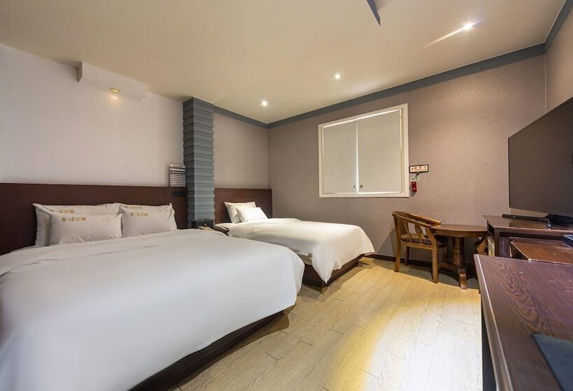 Мотель Seosan Neotel