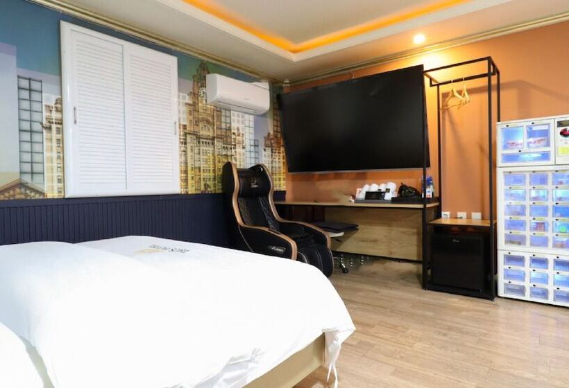 מוטל Siheung Eros