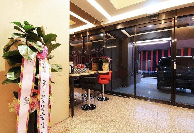 Мотель Suncheon Hotel The B