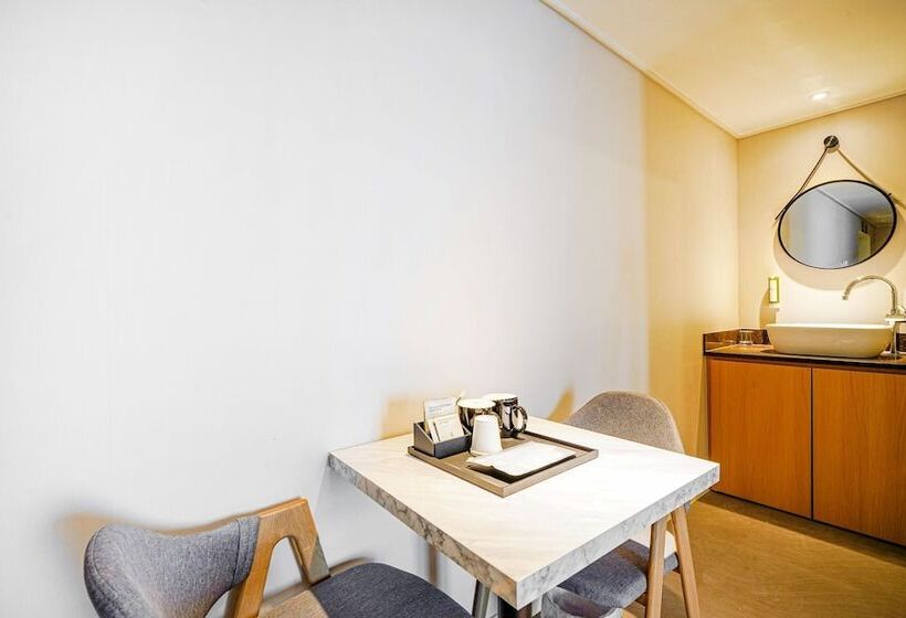 모텔 Ulsan Jinha Hotel Lorento