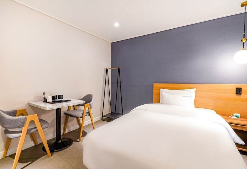 모텔 Ulsan Jinha Hotel Lorento