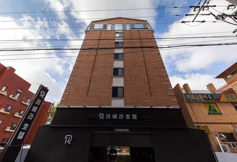 Мотель Yeosu Rivera