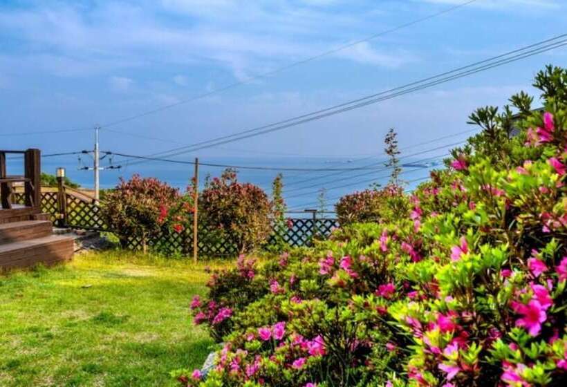 Namhae Macaron Pension