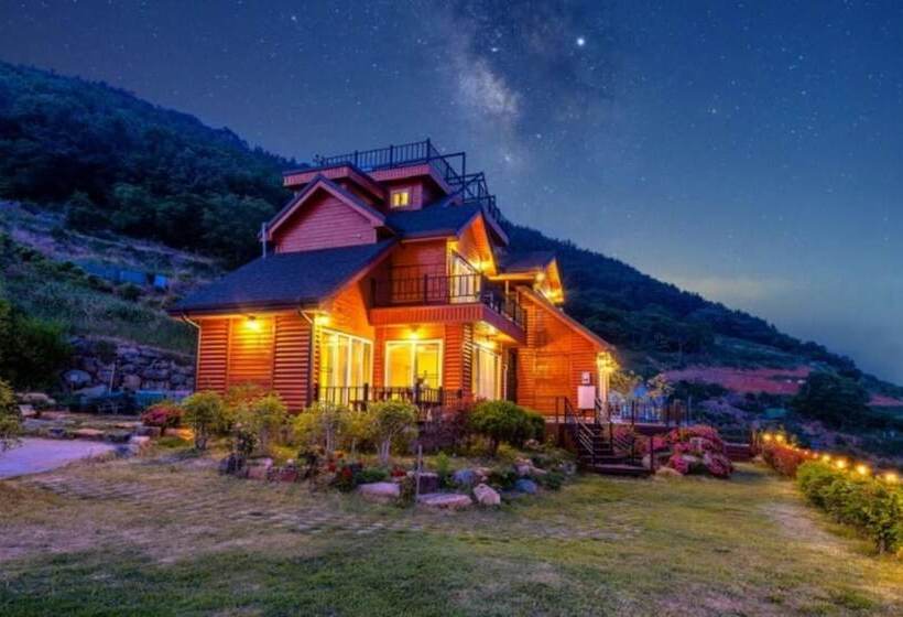 Namhae Macaron Pension