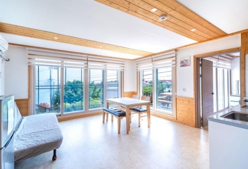 Namhae Macaron Pension