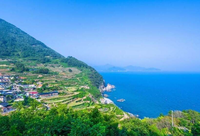 Namhae Macaron Pension