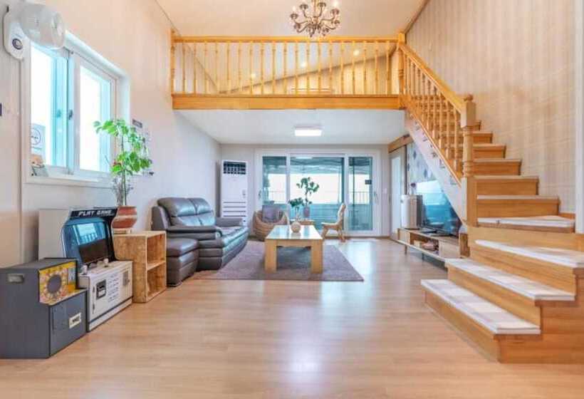 Namyangju Noblian House Pension