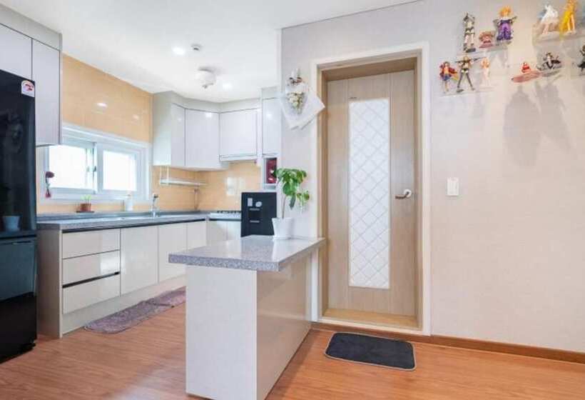 Namyangju Noblian House Pension