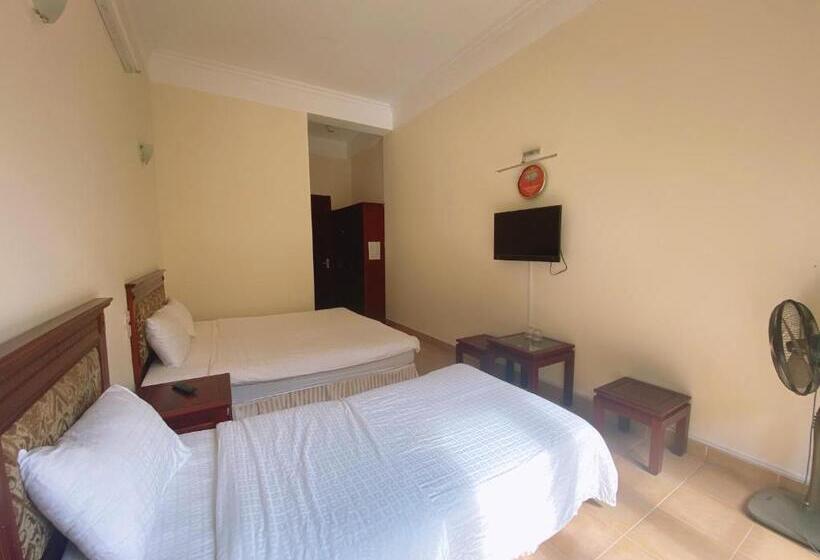 پانسیون An Phú Motel Tam đảo