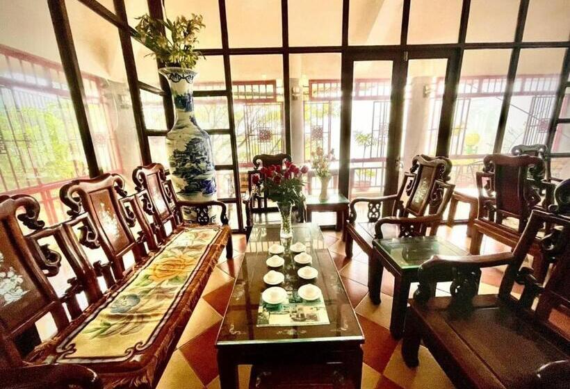 پانسیون An Phú Motel Tam đảo