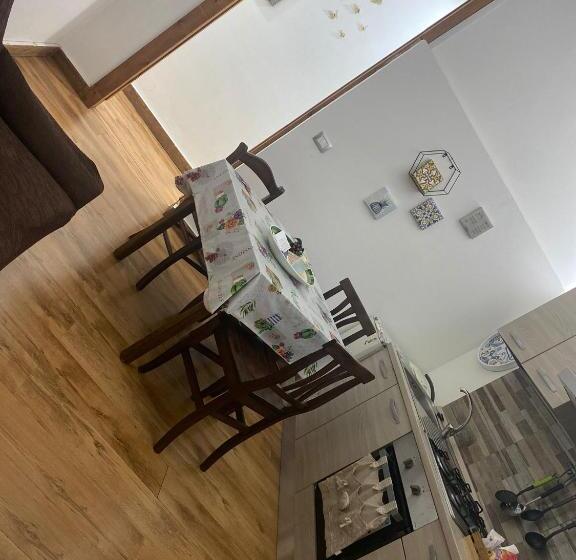 פנסיון Arco Del Vescovo 1