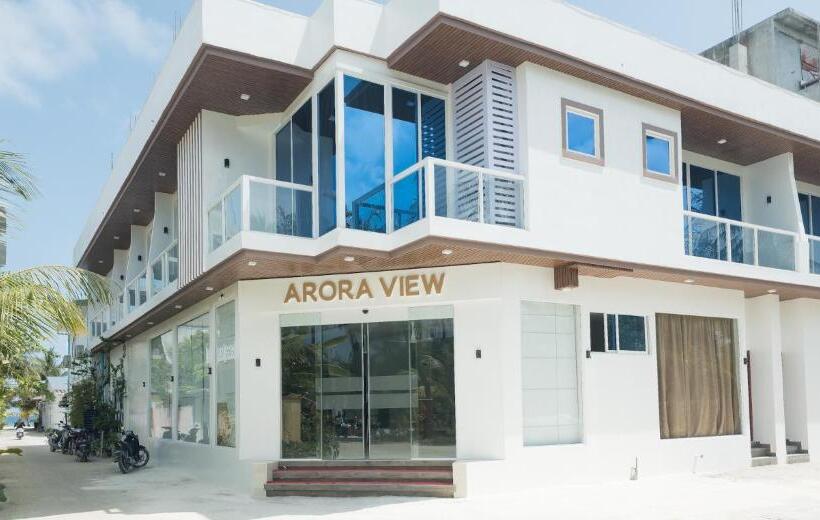 پانسیون Arora View