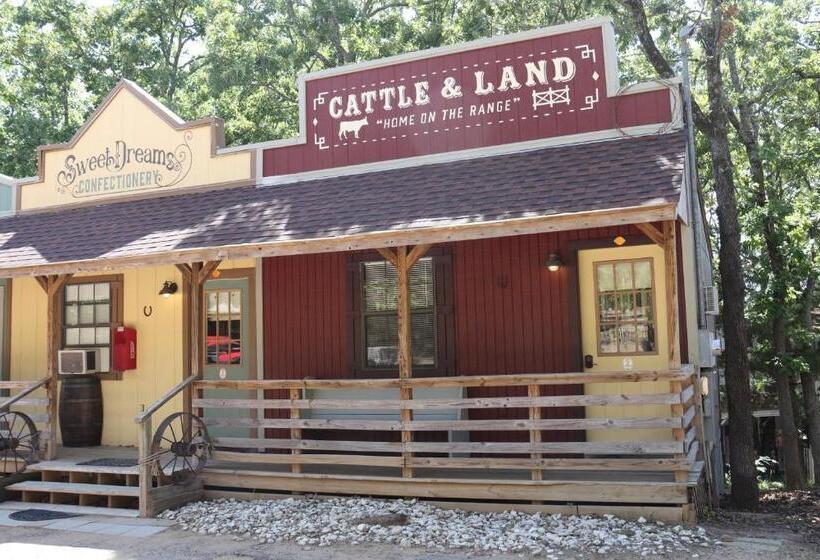 膳宿费 Acorn Hideaways Canton Cozy Frontier Suite 1890s Cattle & Land Decor