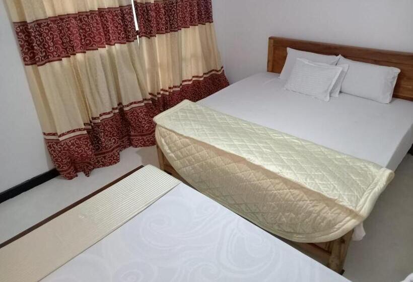 פנסיון Diyathalawa The Mountain Lodge