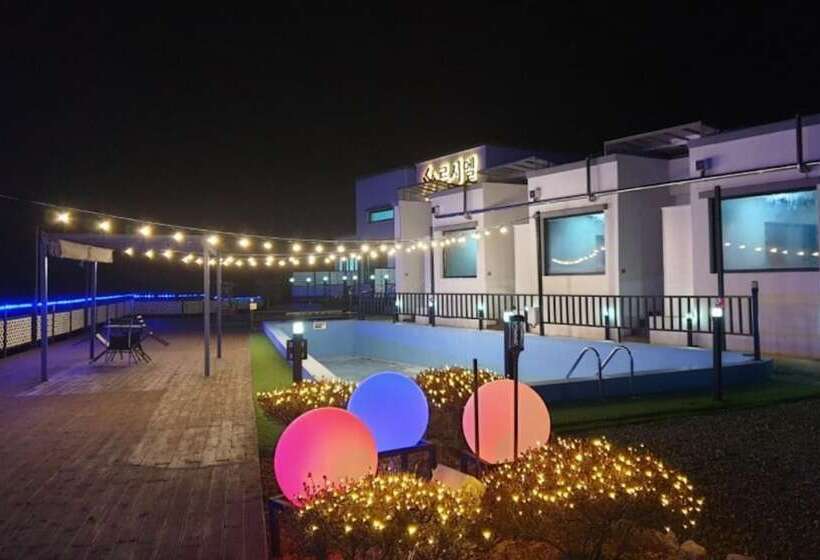 Pensão Gapyeong Leciel Pool Villa