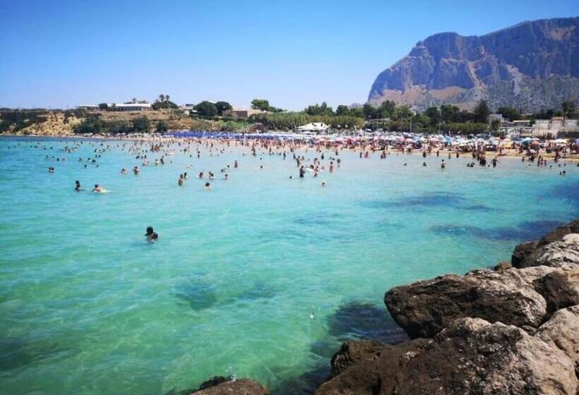 بنسيون Green Garden Oasi