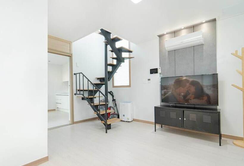 Pension (Hôtel basse catégorie) Jeju Private Aewol