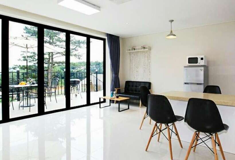 ペンション Miryang Myway Resort