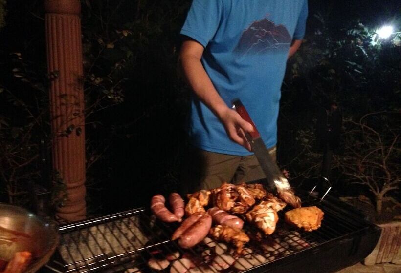 ペンション Yalegoda Walauwa Homestay