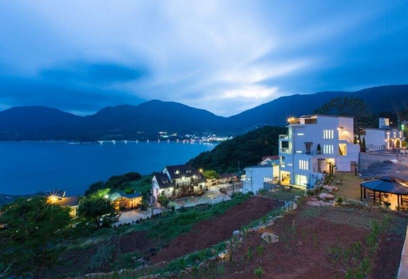 Pension Geoje Casa Delfino