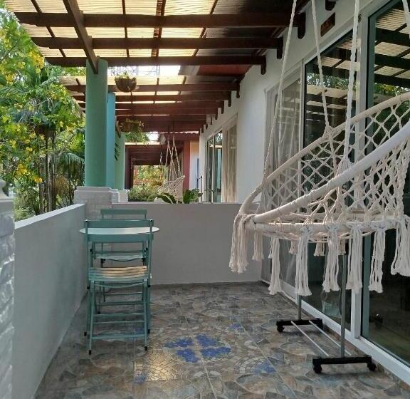 リゾートホテル Luana Villas