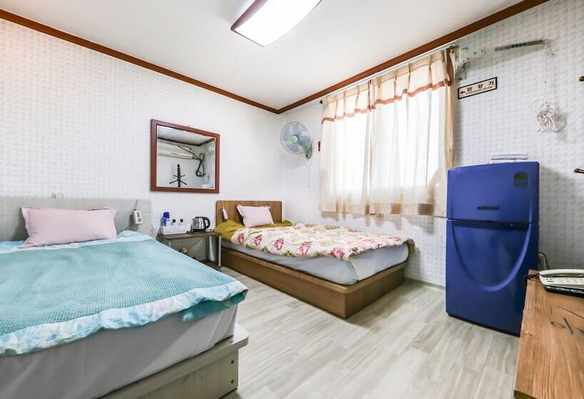 Seosan Emperor Motel