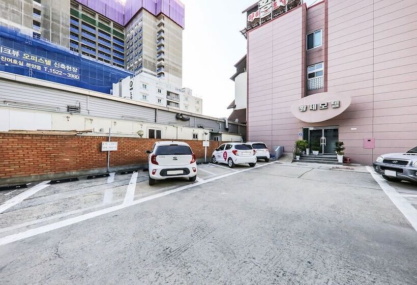 Seosan Emperor Motel