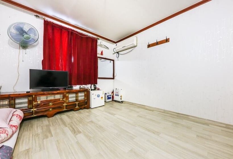 Seosan Emperor Motel