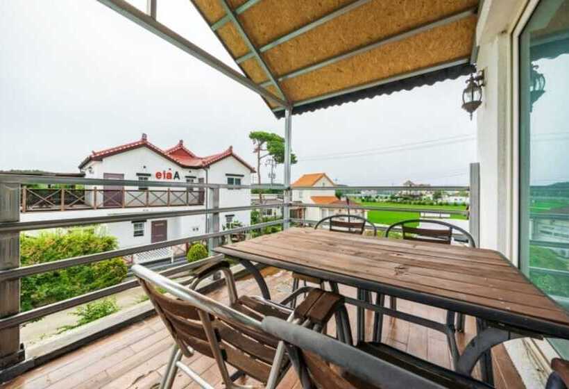 Taean Jm Village Pension