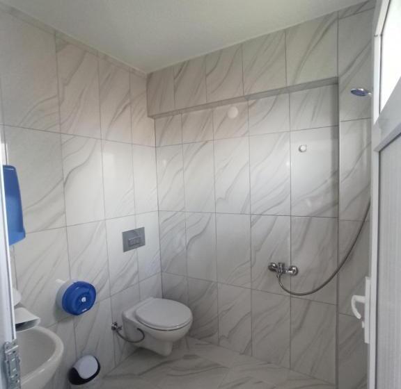 Yeşi̇lalan Otel