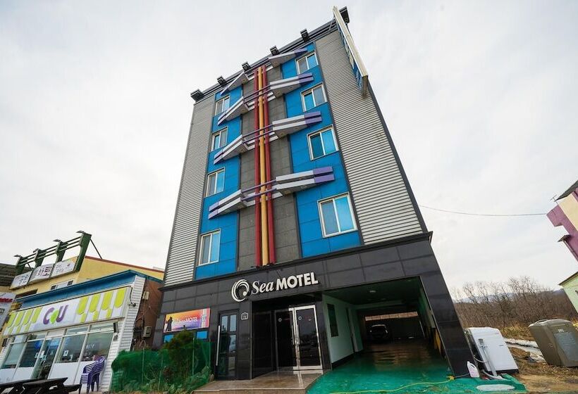 Youngdeok Sea Motel