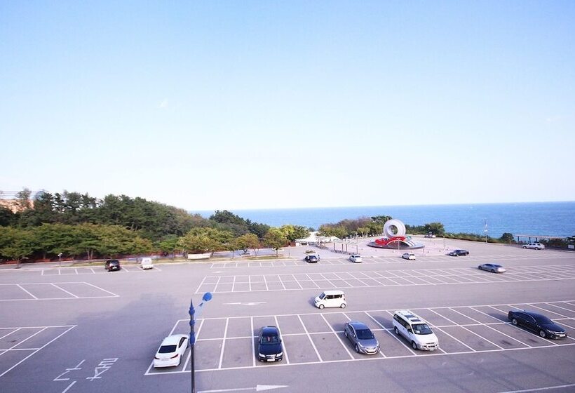 Youngdeok Sea Motel