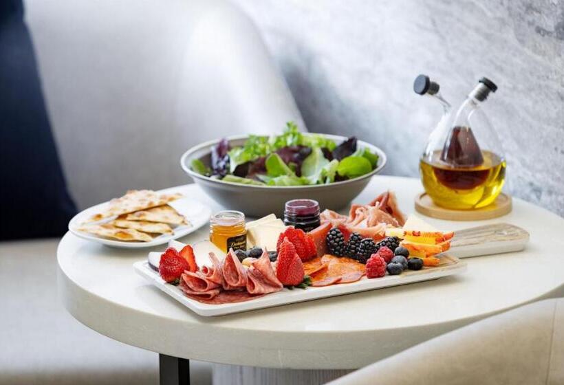 Ac Hotel By Marriott Jacksonville St Johns Town Center