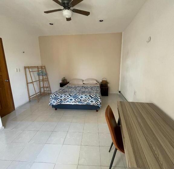 هاستل Hostal Cuca Macuca