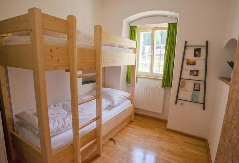 Общежитие Life Camp