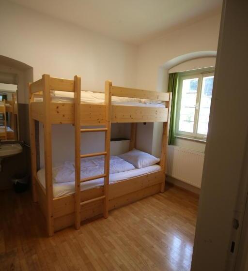 Общежитие Life Camp