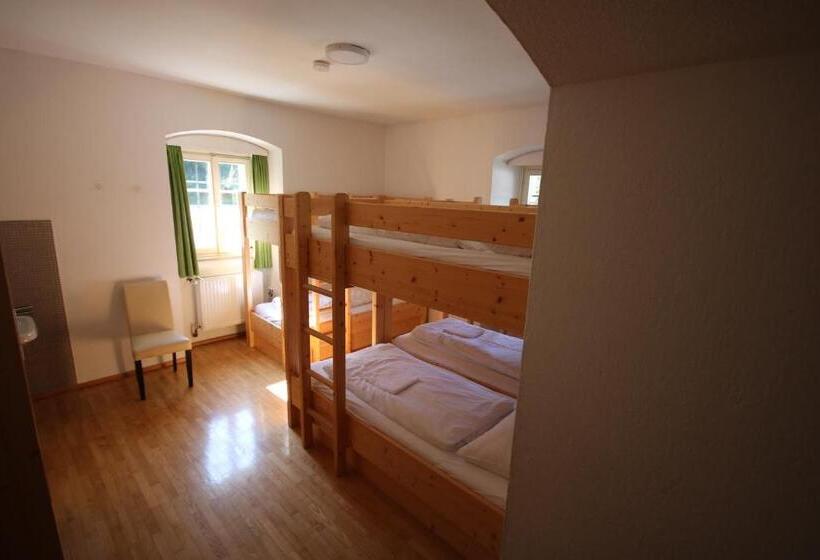 Общежитие Life Camp