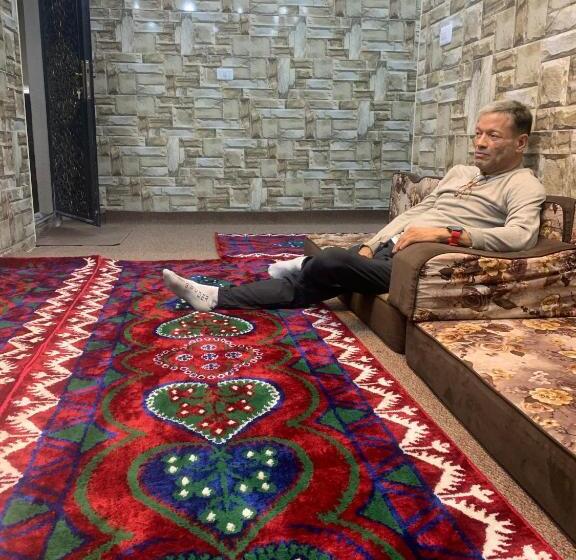 تختخواب و صبحانه Bedouin Experient House