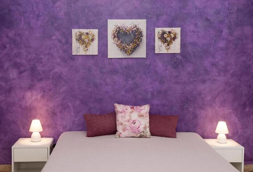 住宿加早餐  Bouganville House