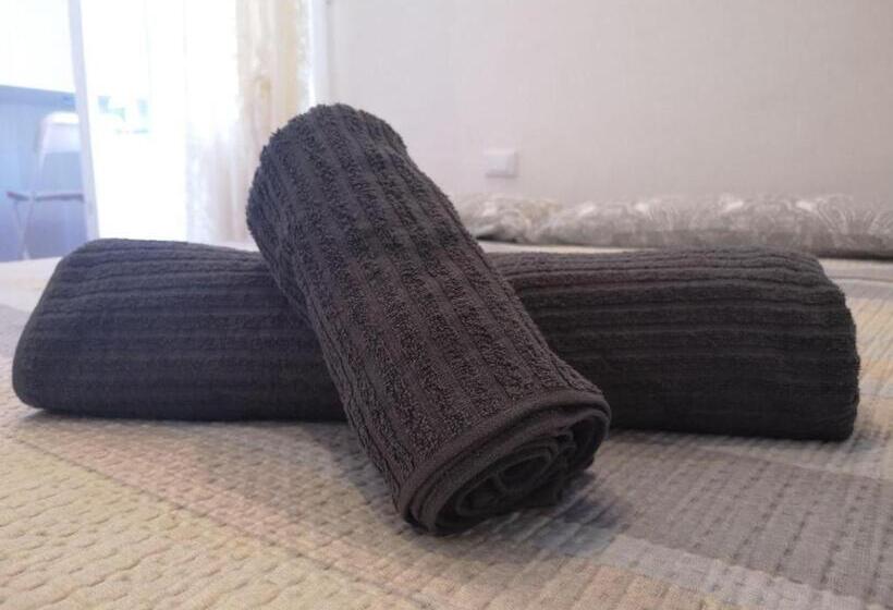 Bed and Breakfast Camera E Bagno Privato A 3 Minuti Dalla Stazione