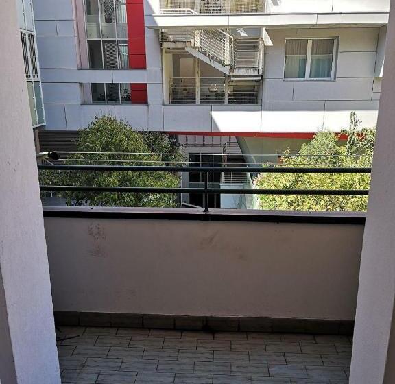 Bed and Breakfast Camera E Bagno Privato A 3 Minuti Dalla Stazione