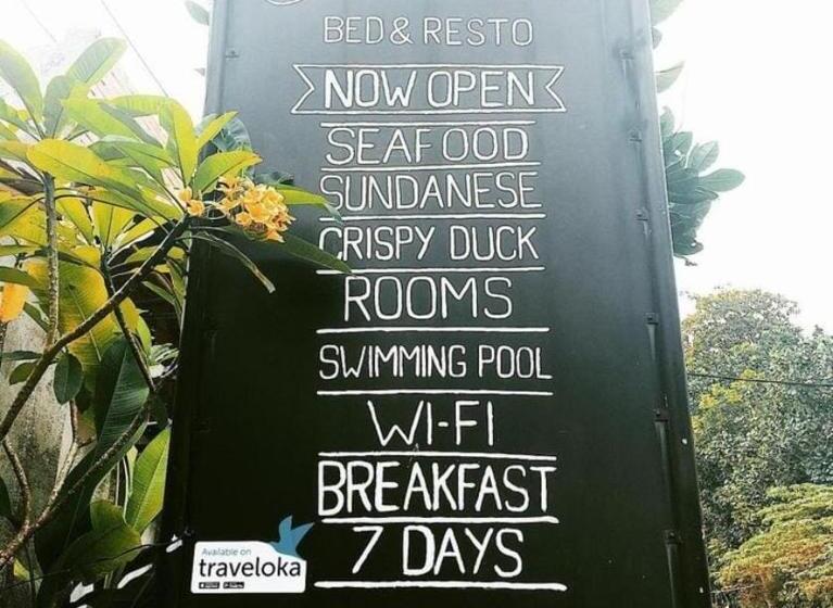 ベッドアンドブレックファースト Cinde Wulung Bed & Resto