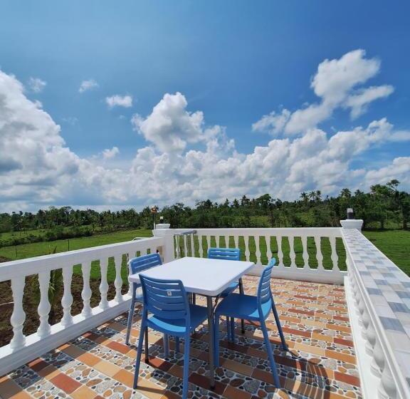 Bed and Breakfast Joe S Castle