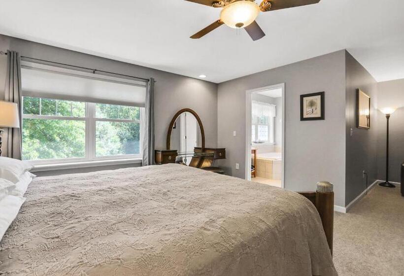 مبيت وإفطار Moondance Ridge Suites