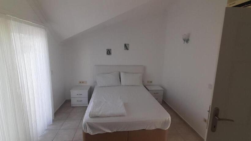 مبيت وإفطار Sea Villa Apart